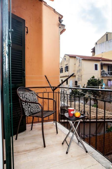 City Center, Sea View Apartment, Amelia! Anemomylos Eksteriør billede