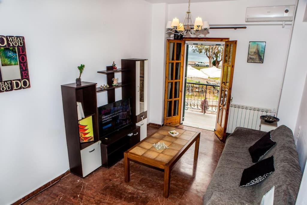 City Center, Sea View Apartment, Amelia! Anemomylos Eksteriør billede